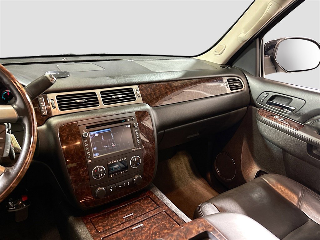 Used 2013 GMC Yukon XL Denali image 24