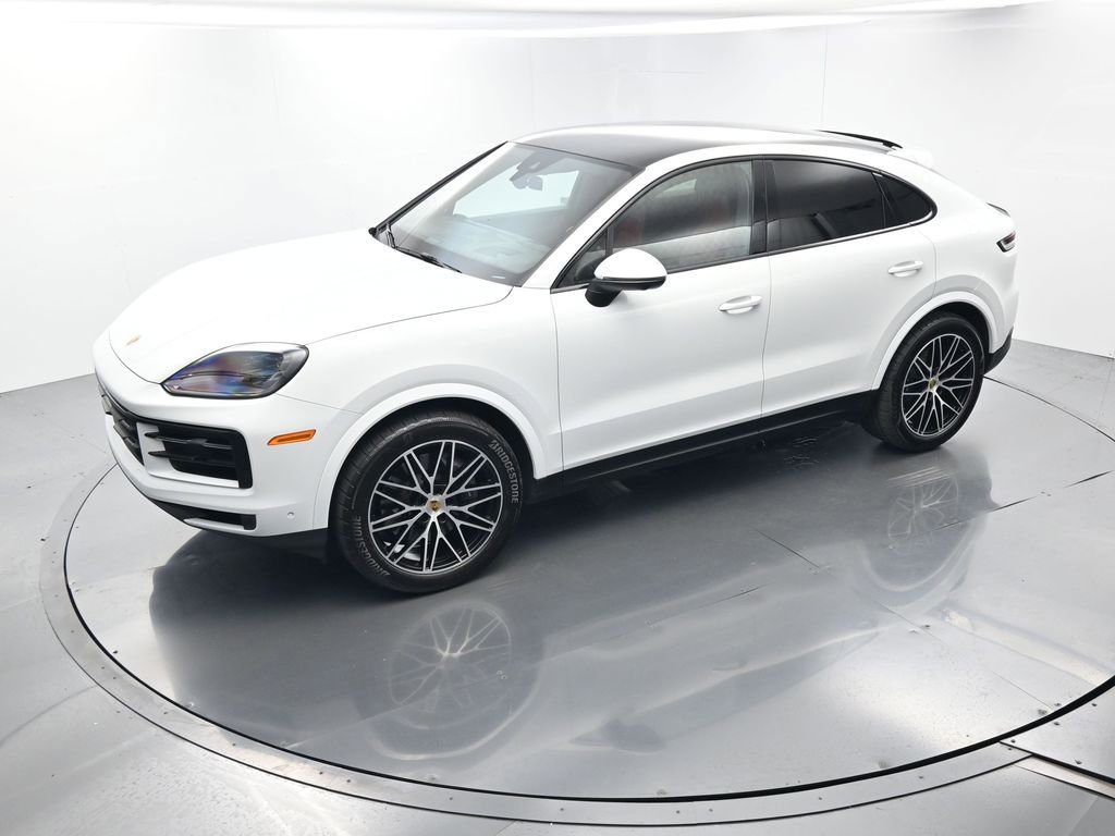 Certified 2024 Porsche Cayenne Coupe AWD/4WD image 34