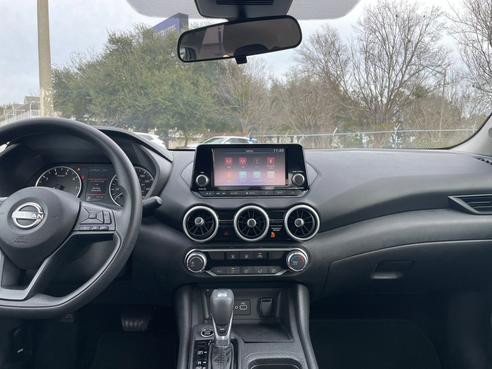 Used 2025 Nissan Sentra S image 18