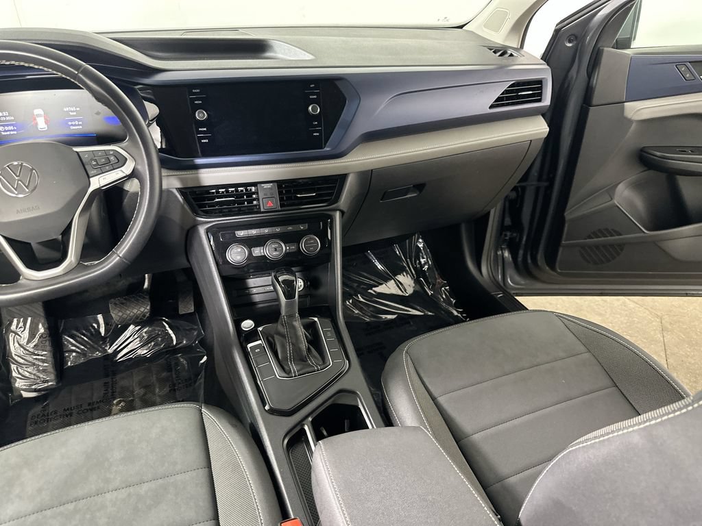 Used 2024 Volkswagen Taos SE FWD image 19