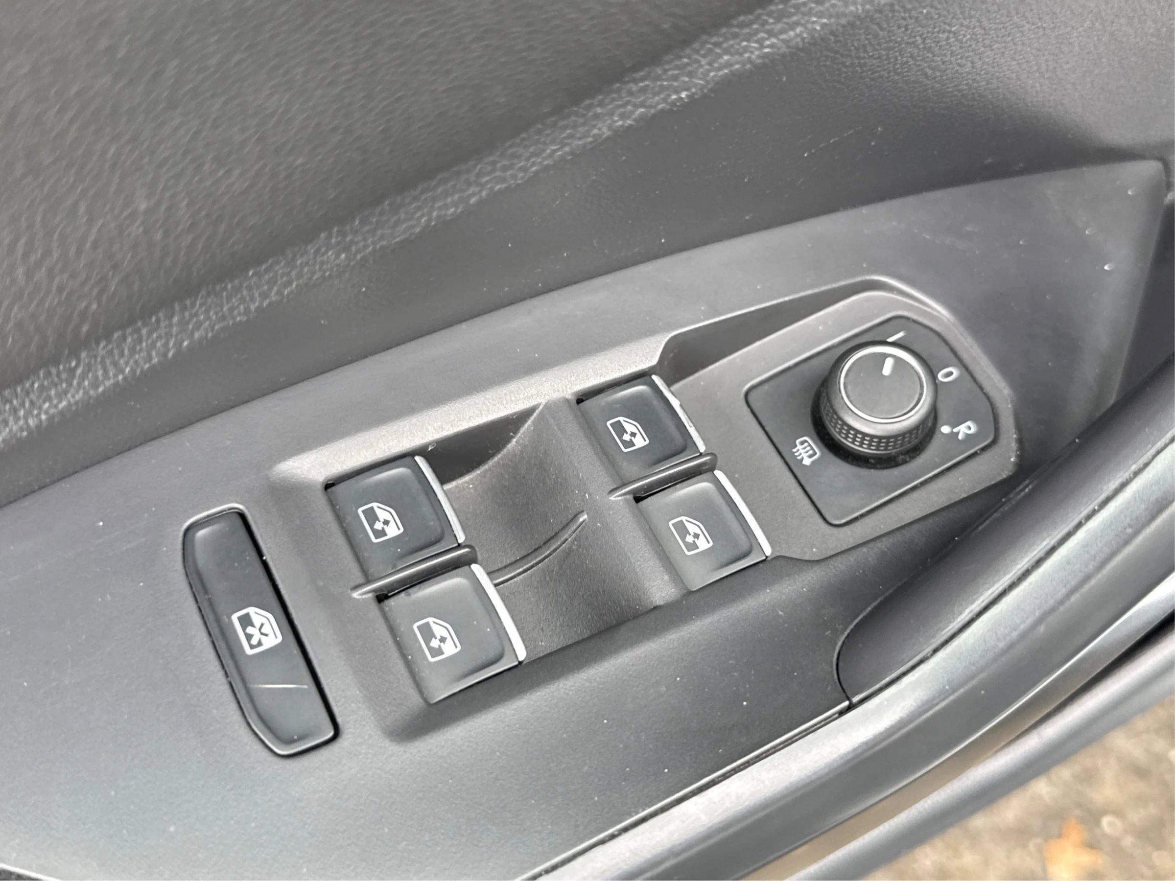 Used 2021 Volkswagen Jetta GLI Autobahn FWD image 38