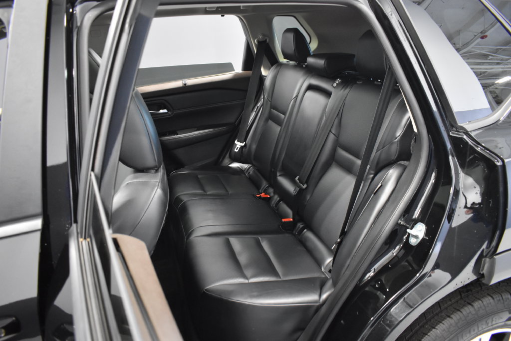 Certified 2023 Nissan Rogue SV w/ SV Premium Package AWD/4WD image 32