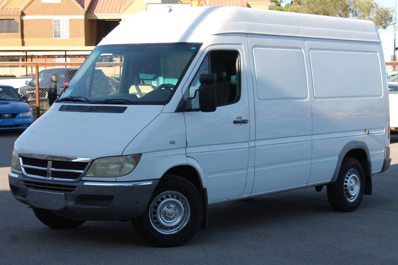 Used 2005 Dodge Sprinter 2500 w/ PWR Convenience Group RWD image 4