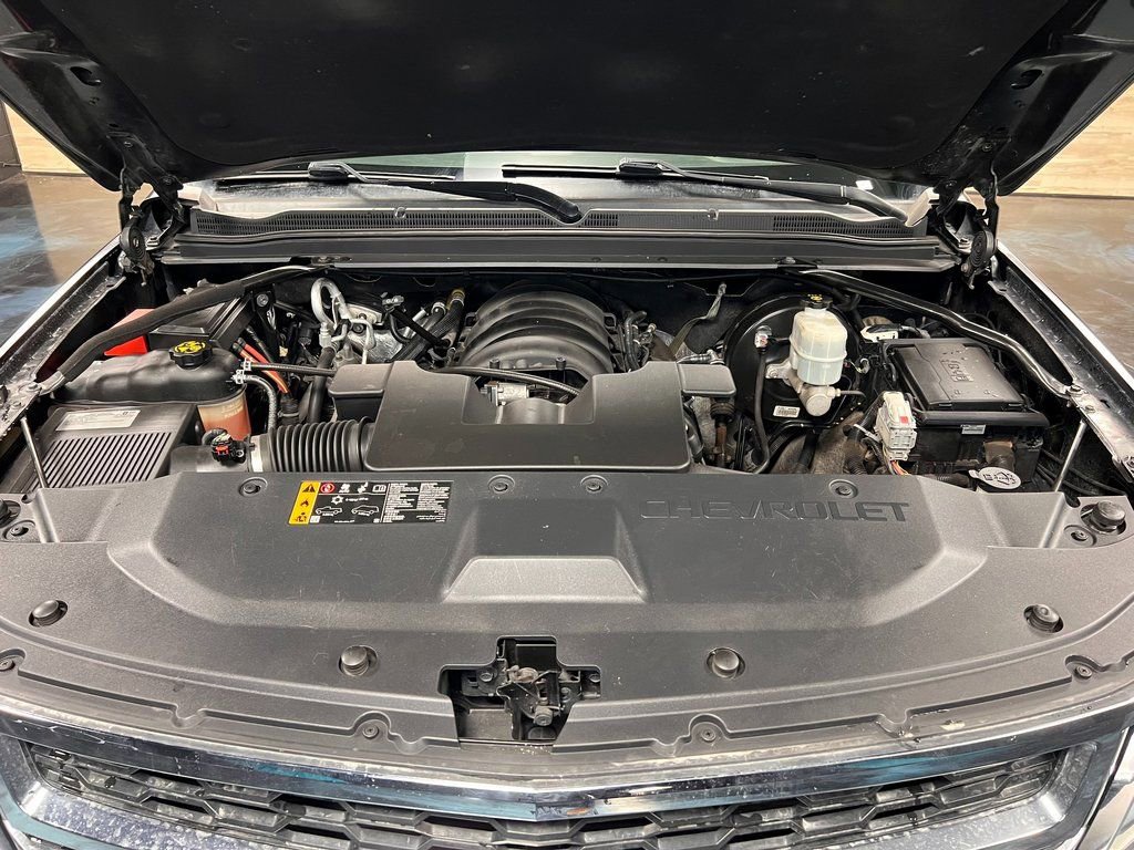 Used 2019 Chevrolet Suburban LS image 24