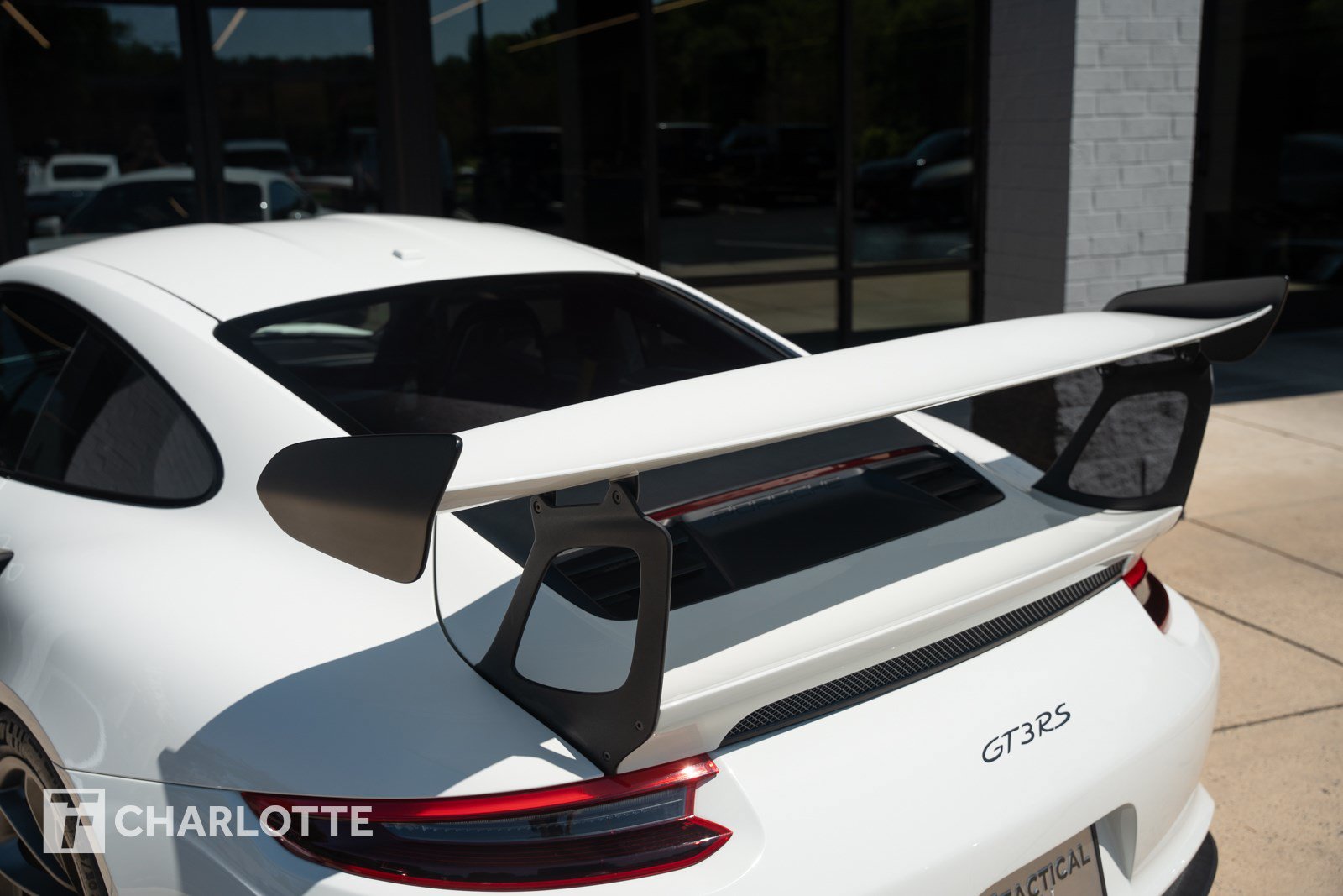 Used 2019 Porsche 911 GT3 RS RWD image 18