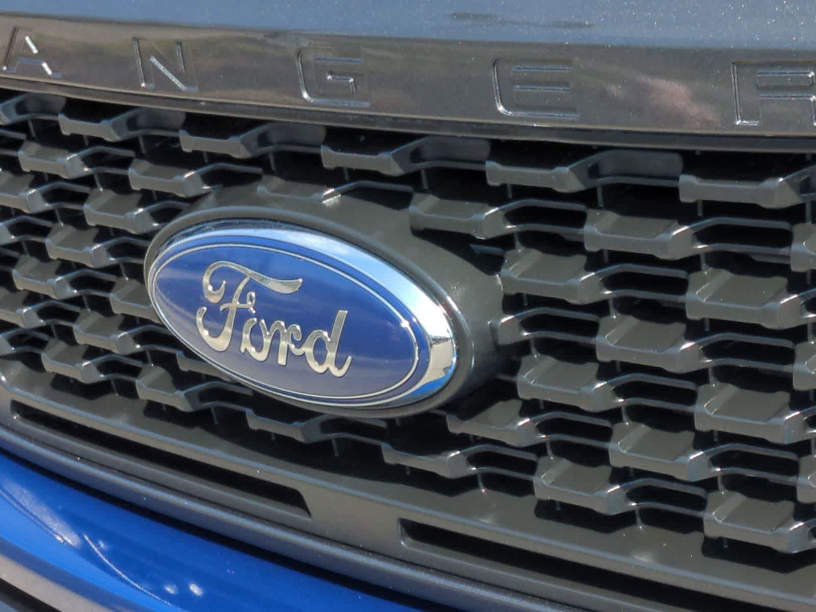 Used 2019 Ford Ranger XLT w/ Equipment Group 302A Luxury AWD/4WD image 12