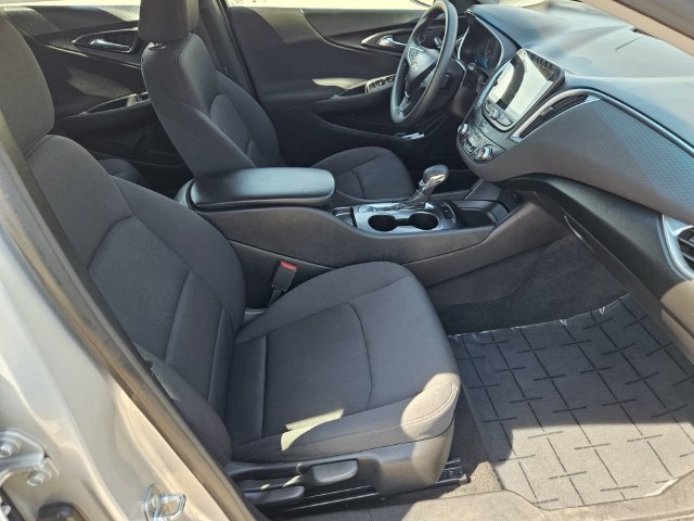 Used 2021 Chevrolet Malibu LS w/ LPO, Convenience Package 1 FWD image 10