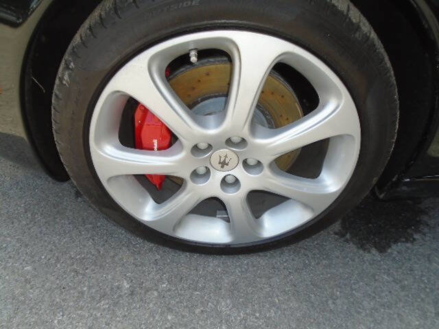 Used 2004 Maserati Coupe Cambiocorsa image 15