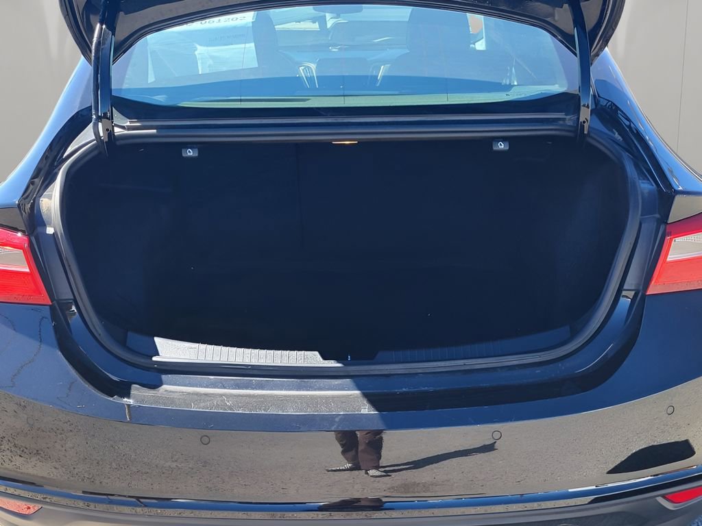 Used 2024 Chevrolet Malibu LT image 30