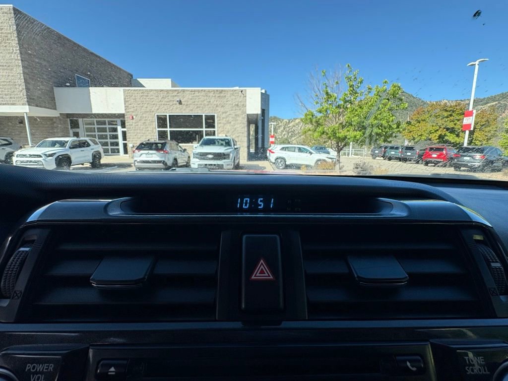 Used 2017 Toyota 4Runner TRD Off-Road Premium AWD/4WD image 19