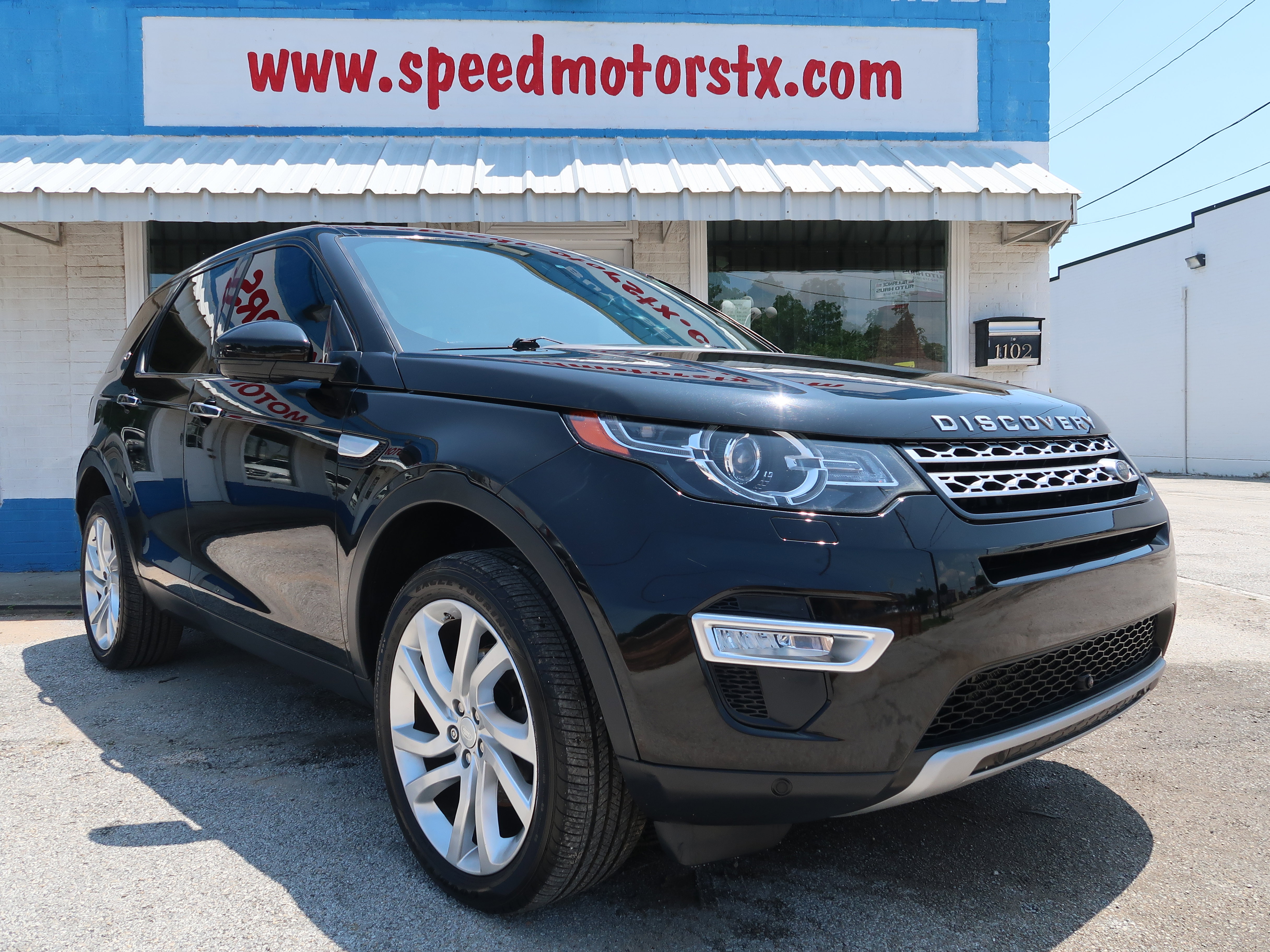 Used 2016 Land Rover Discovery Sport HSE Luxury AWD/4WD image 6