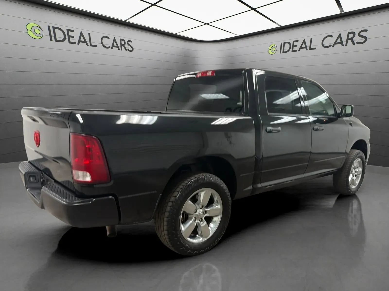 Used 2015 RAM 1500 Tradesman w/ Popular Equipment Group AWD/4WD image 5