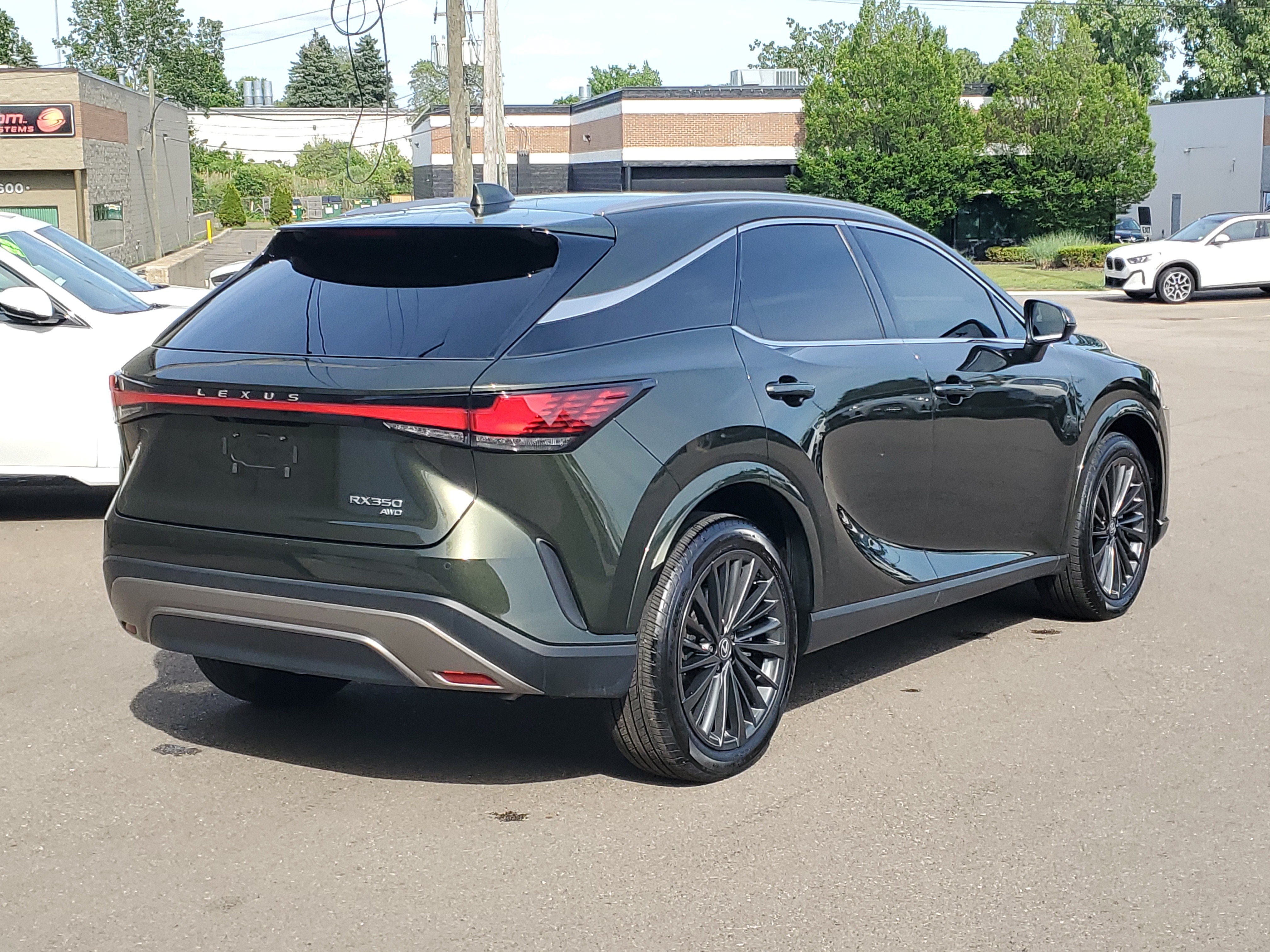 Used 2025 Lexus RX 350 Premium w/ Convenience Package AWD/4WD image 4