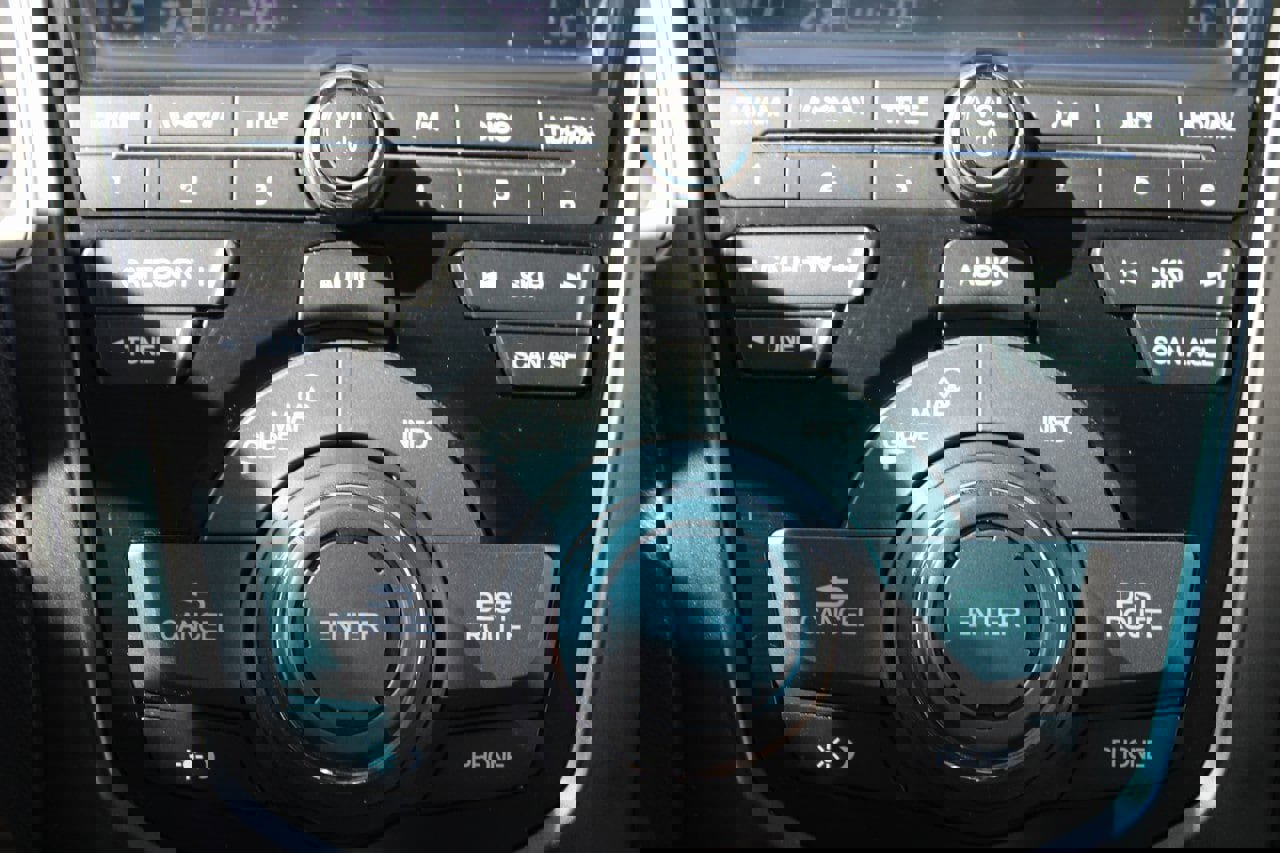 Used 2014 Acura RDX AWD w/ Technology Package image 18