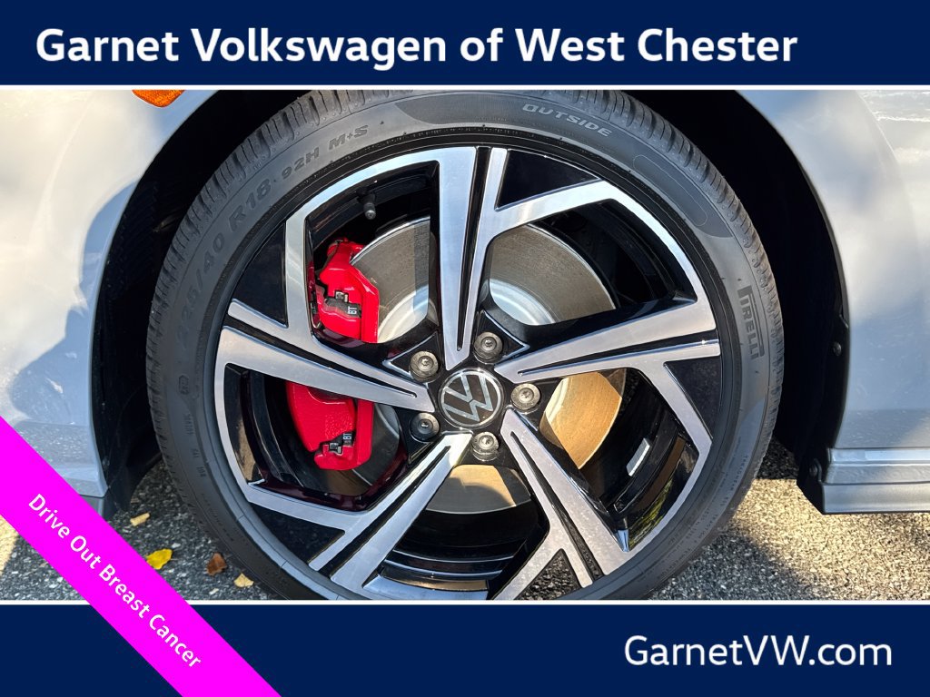 New 2026 Volkswagen GTI SE FWD image 32