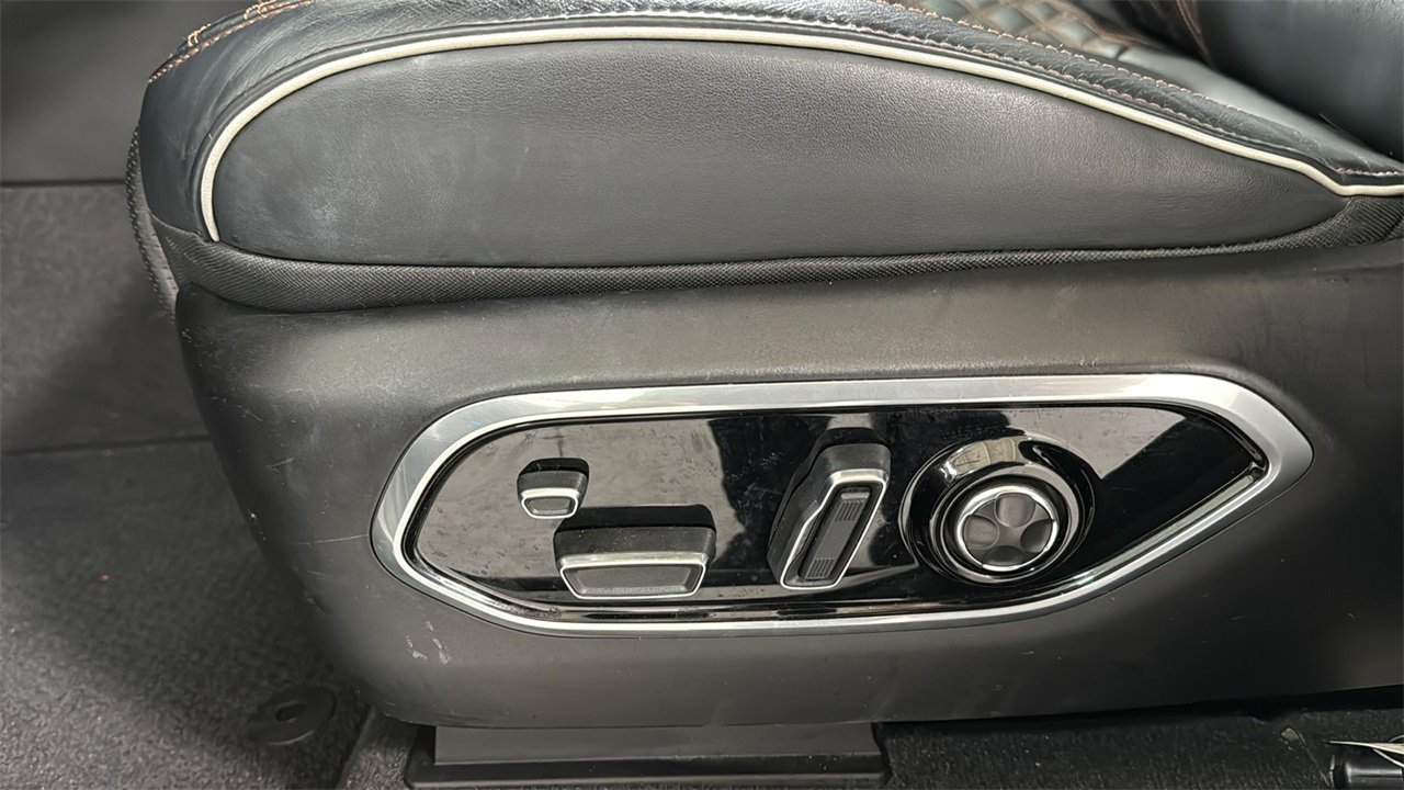 Used 2022 Jeep Grand Cherokee Summit image 14