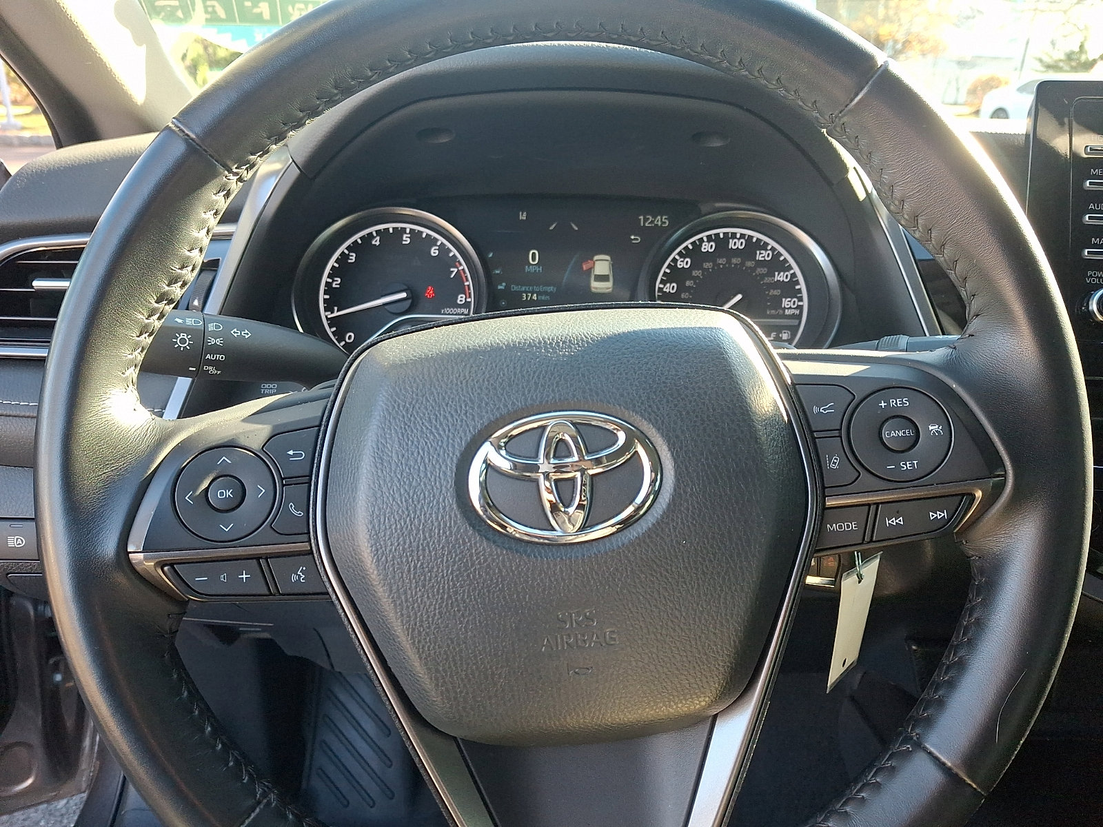 Used 2023 Toyota Camry SE image 18