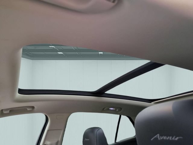 Certified 2021 Buick Envision Avenir w/ Technology Package II AWD/4WD image 19