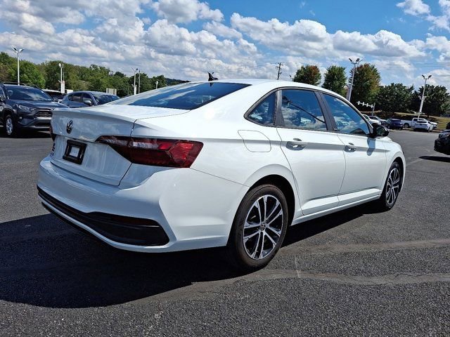 Certified 2024 Volkswagen Jetta Sport image 8