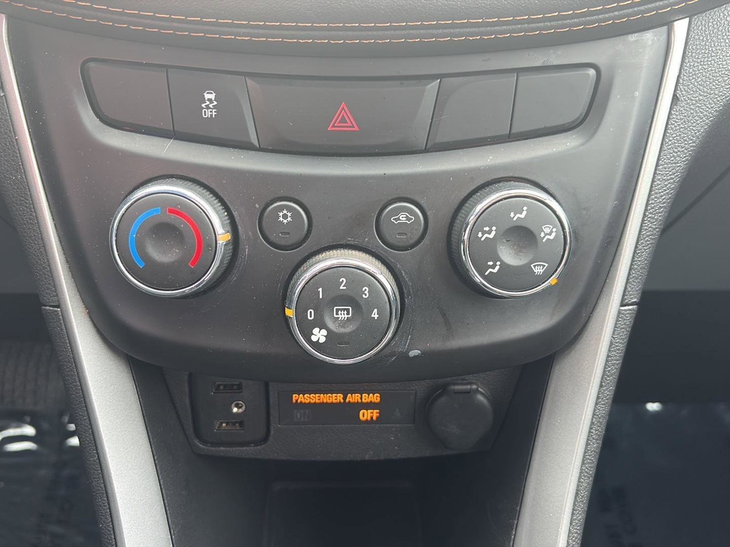 Used 2020 Chevrolet Trax LS w/ Tint and Cruise Package FWD image 20