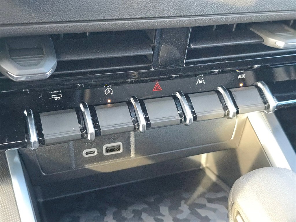 New 2026 Chevrolet Colorado W/T image 25