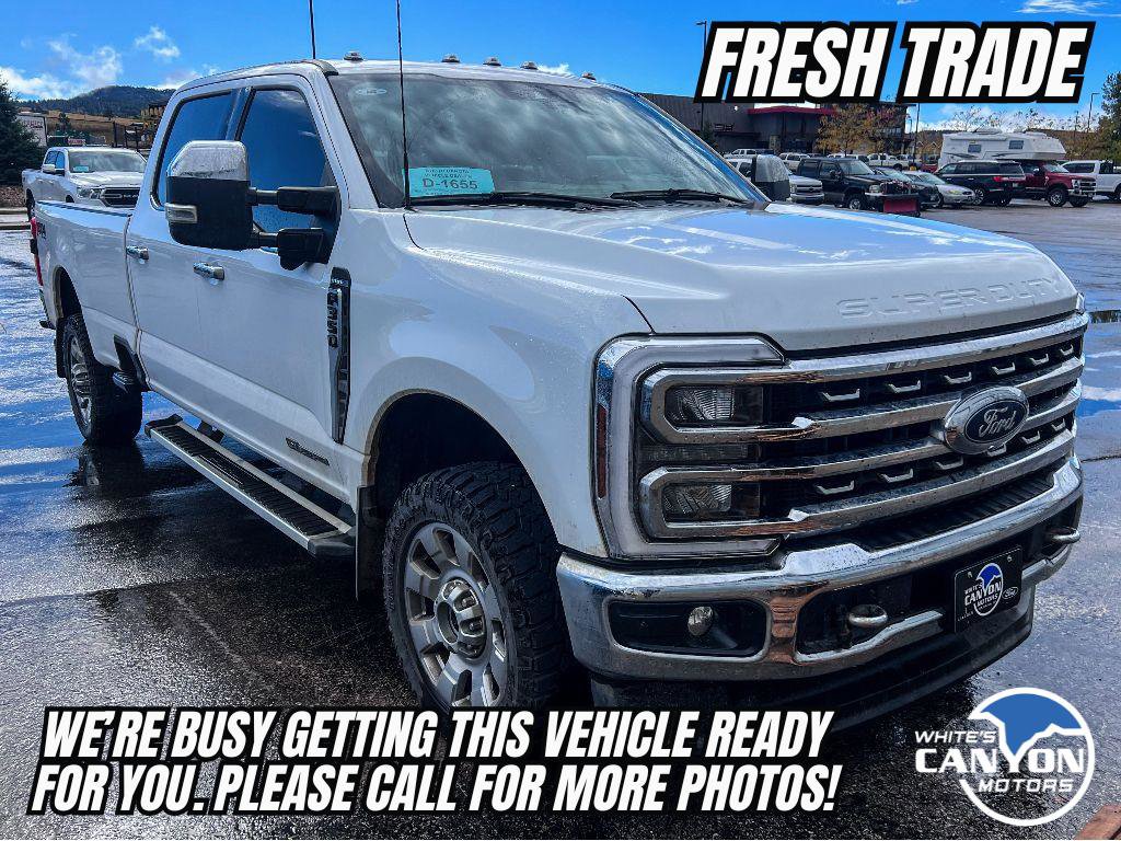 Used 2024 Ford F350 Lariat w/ Chrome Package image 3