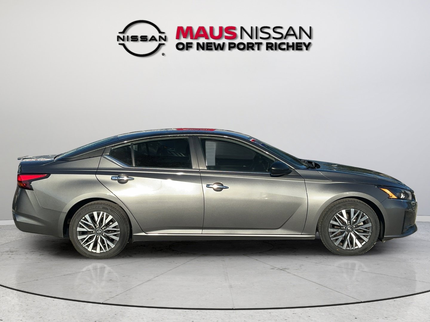 Certified 2025 Nissan Altima 2.5 SV FWD image 12