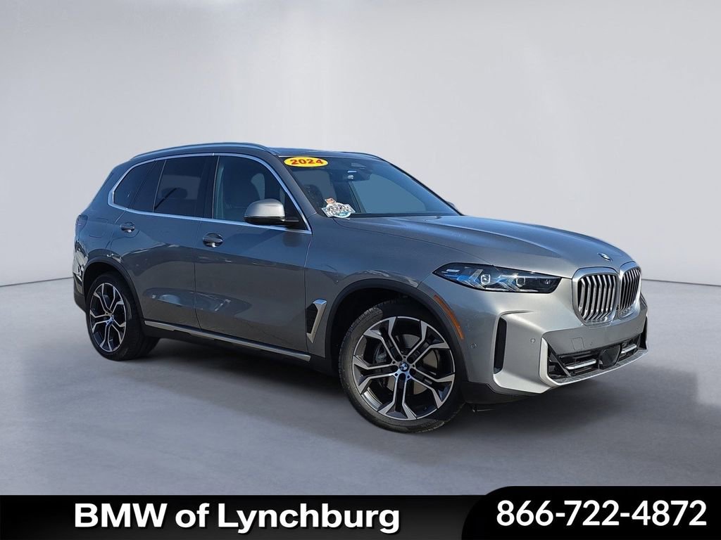 Used 2024 BMW X5 xDrive40i w/ Premium Package image 1