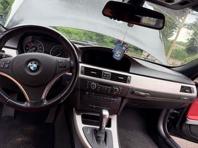 Used 2011 BMW 328i Convertible RWD image 30