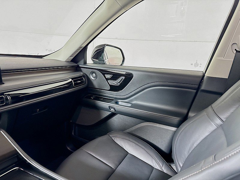New 2026 Lincoln Aviator Reserve image 26