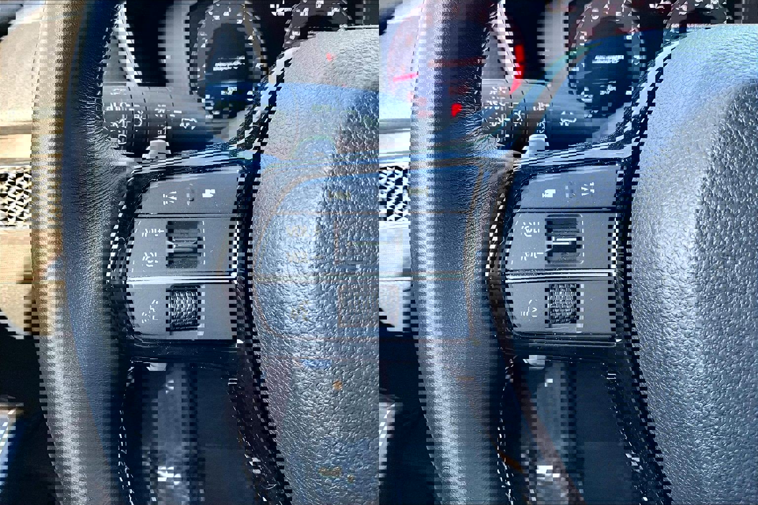 Used 2023 Acura Integra A-Spec image 17