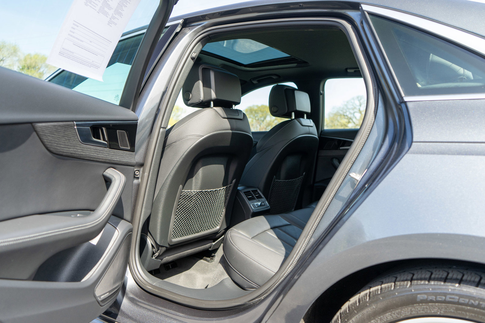 Used 2022 Audi A4 2.0T Premium Plus w/ Premium Plus Package AWD/4WD image 29