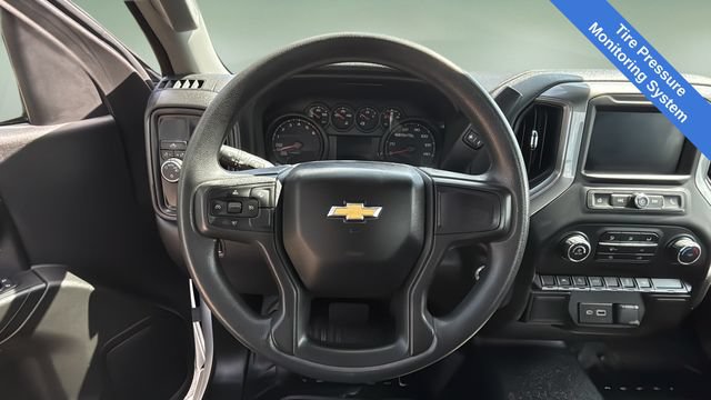 Used 2025 Chevrolet Silverado 1500 W/T RWD image 13