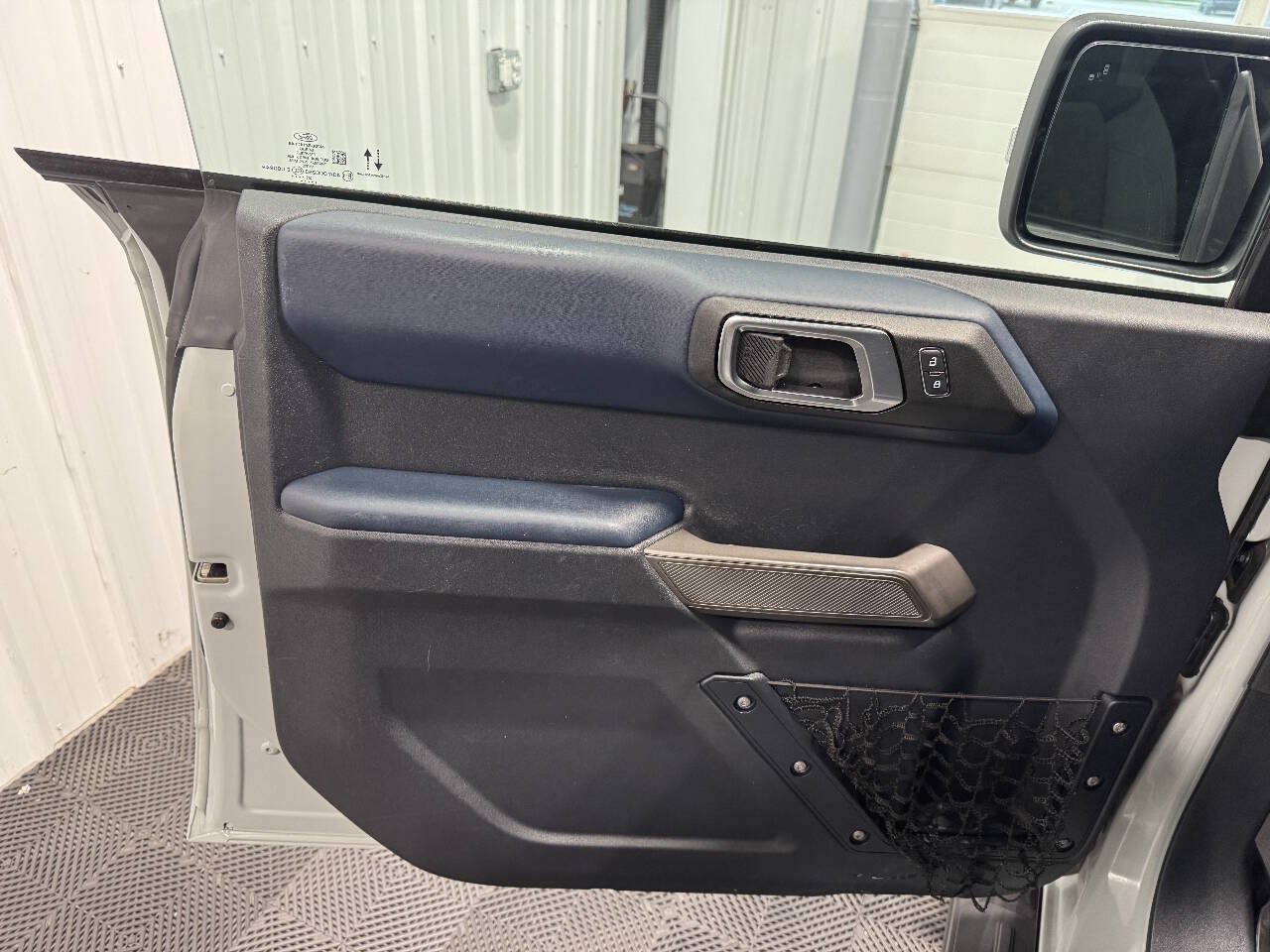 Used 2021 Ford Bronco Outer Banks AWD/4WD image 9