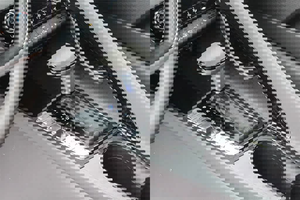 Used 2023 Hyundai Elantra Blue w/ Cargo Package image 21