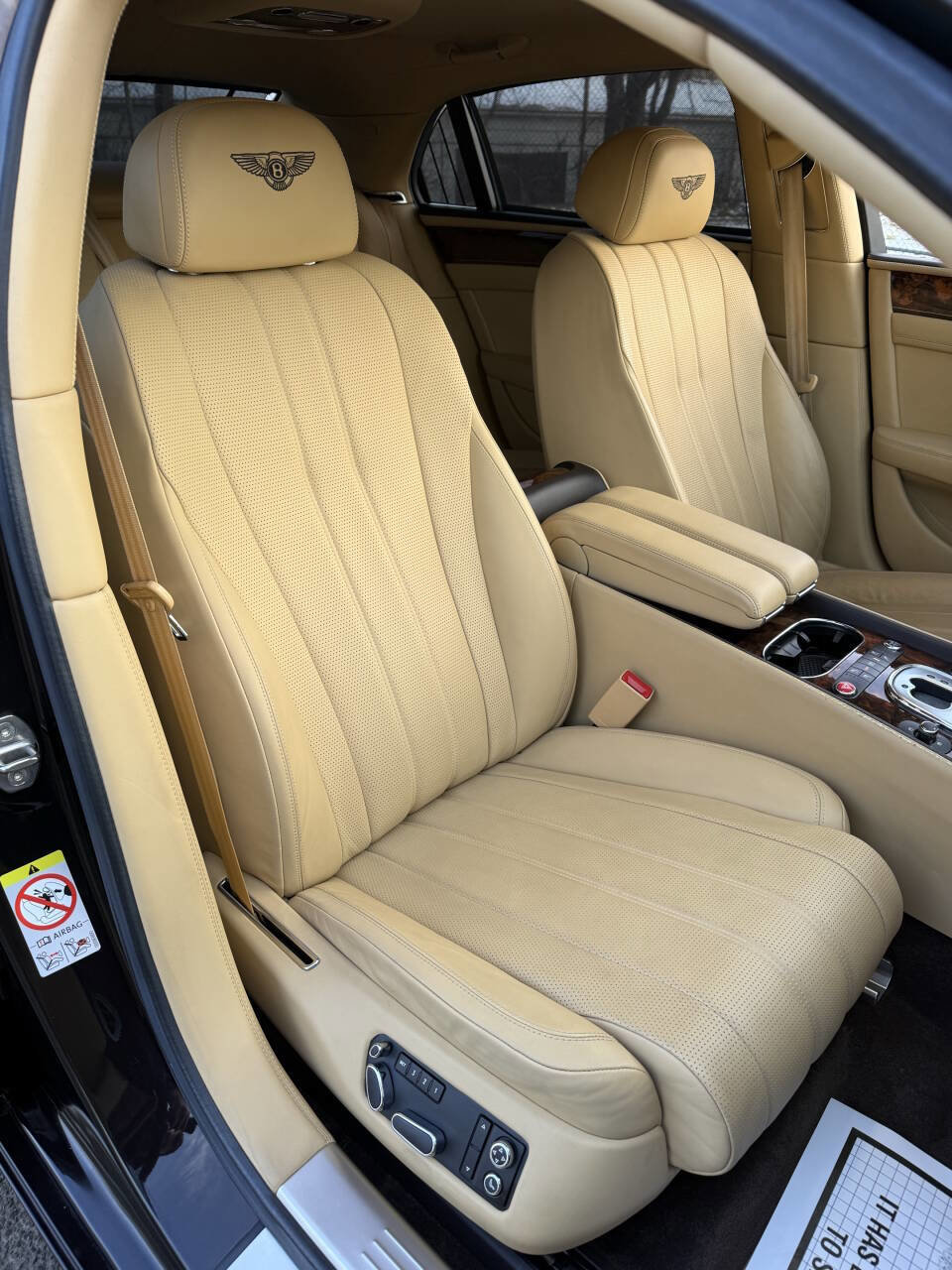 Used 2014 Bentley Flying Spur W12 image 14