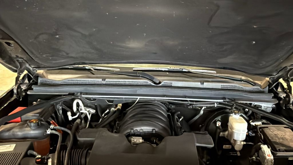 Used 2019 Chevrolet Suburban Premier image 11