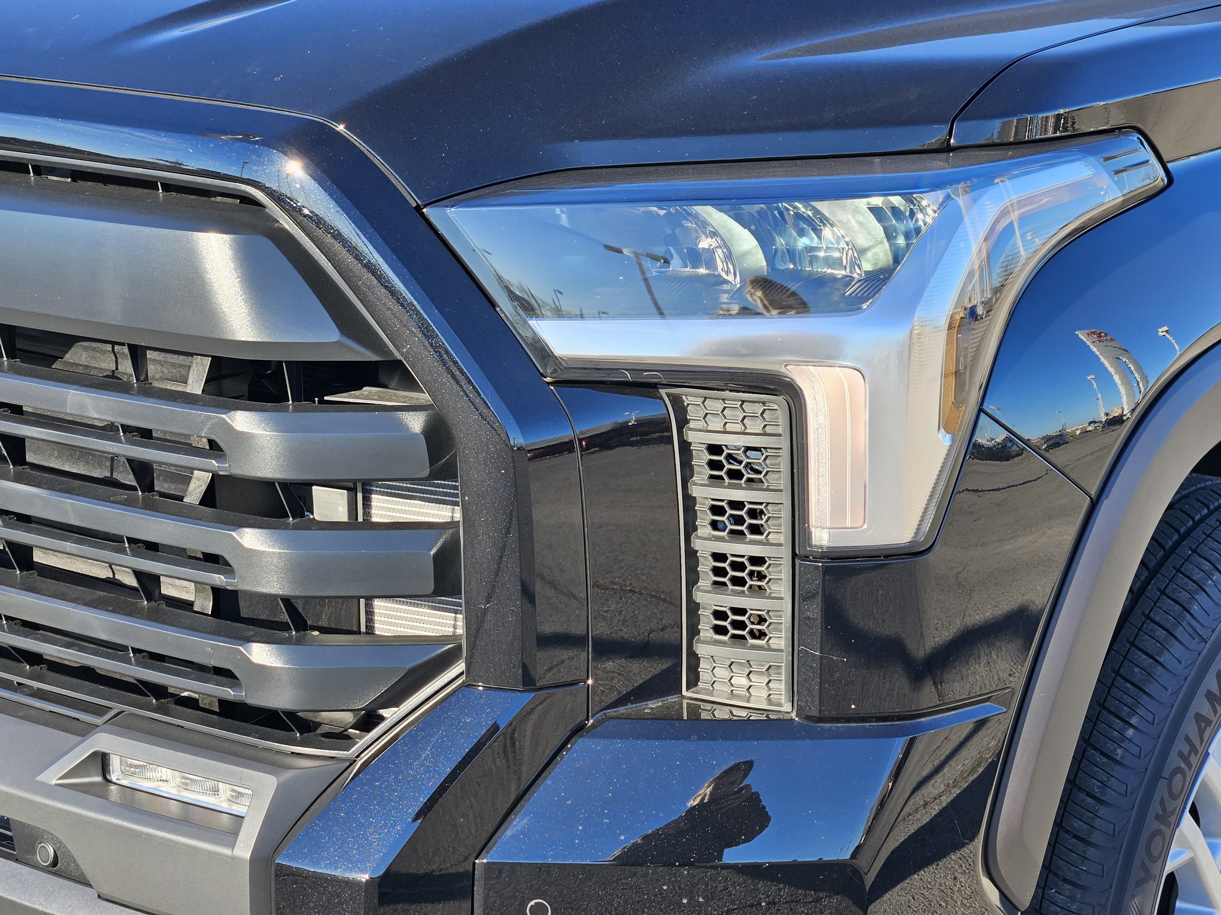 New 2026 Toyota Tundra SR5 w/ SR5 Convenience Package image 5