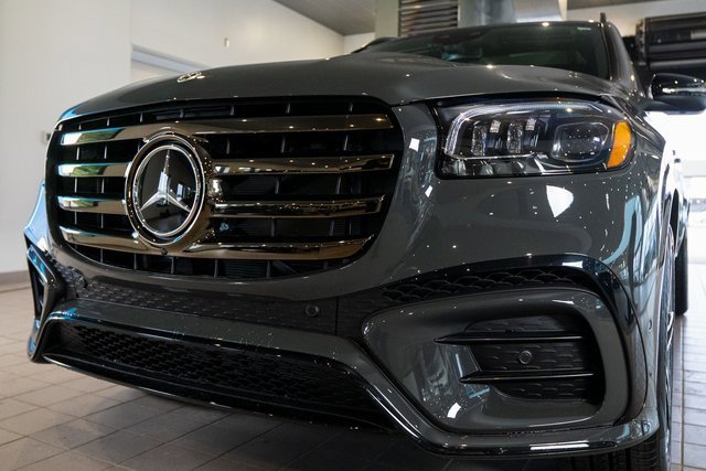 New 2026 Mercedes-Benz GLS 450 4MATIC image 9