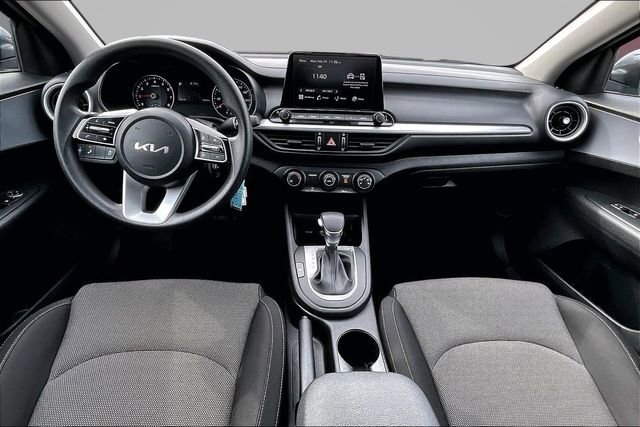 Used 2023 Kia Forte LXS w/ LXS Technology Package image 7