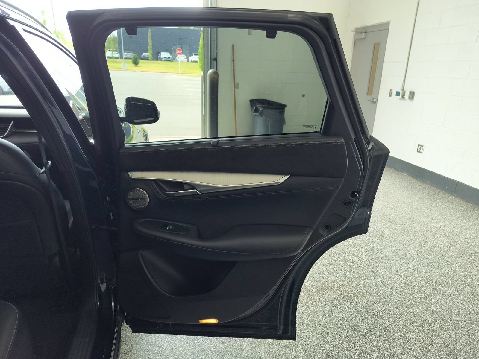 Used 2019 INFINITI QX50 Essential w/ Sensory Package FWD image 28