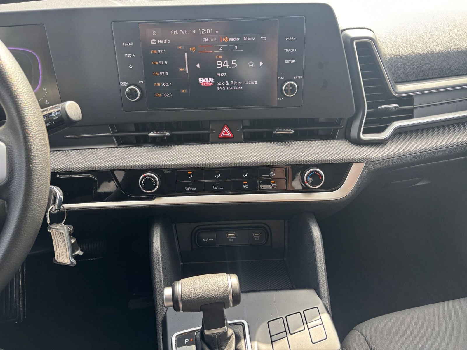 Used 2025 Kia Sportage LX image 17