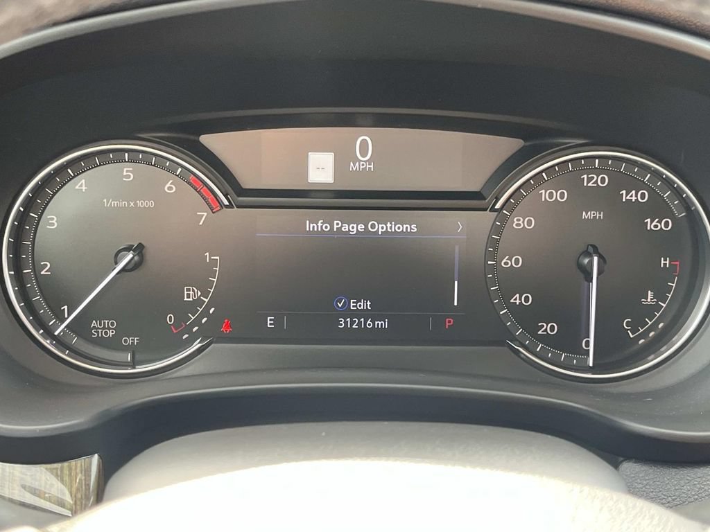 Used 2021 Cadillac XT4 Premium Luxury FWD image 46