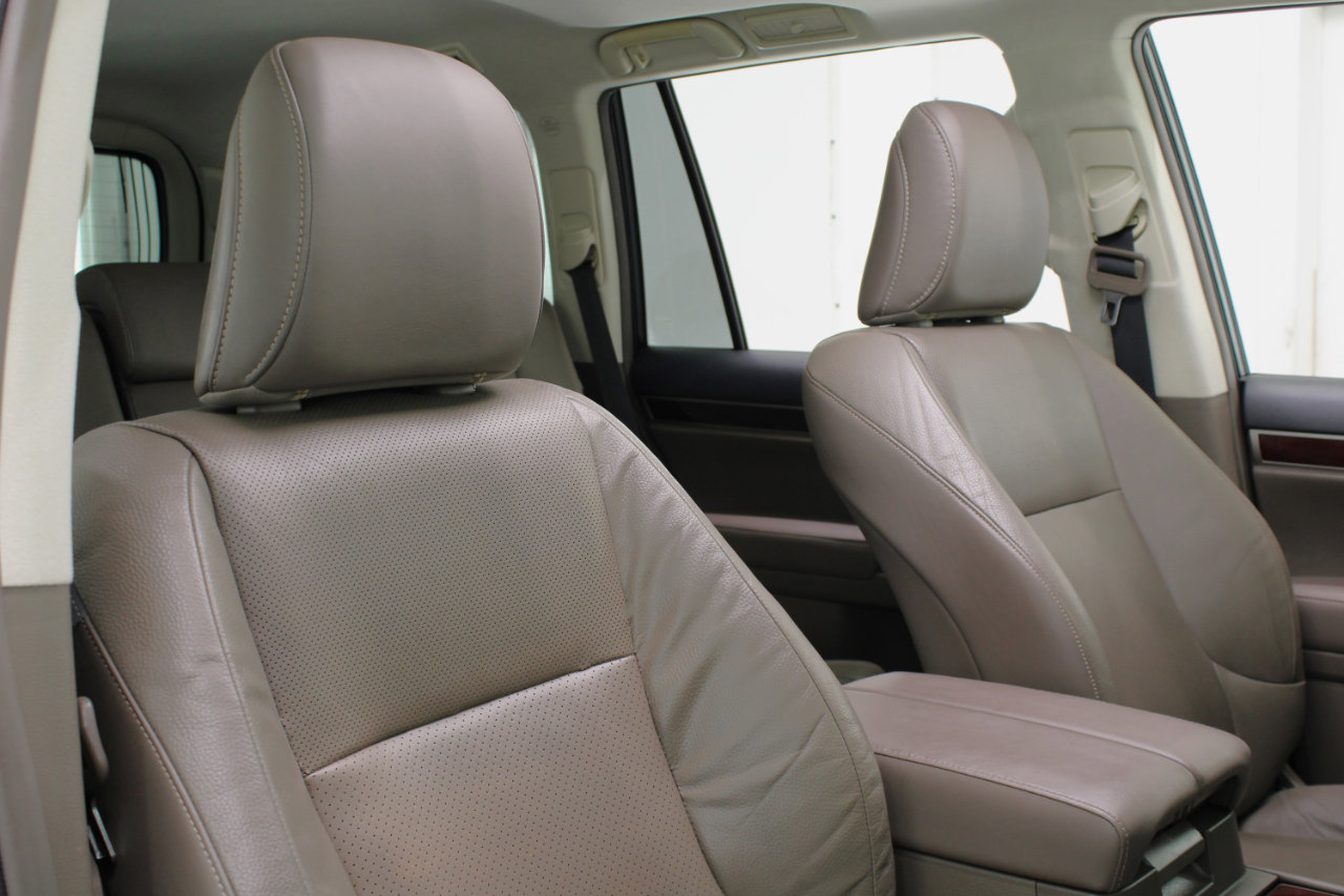 Used 2016 Lexus GX 460 w/ Premium Package image 50