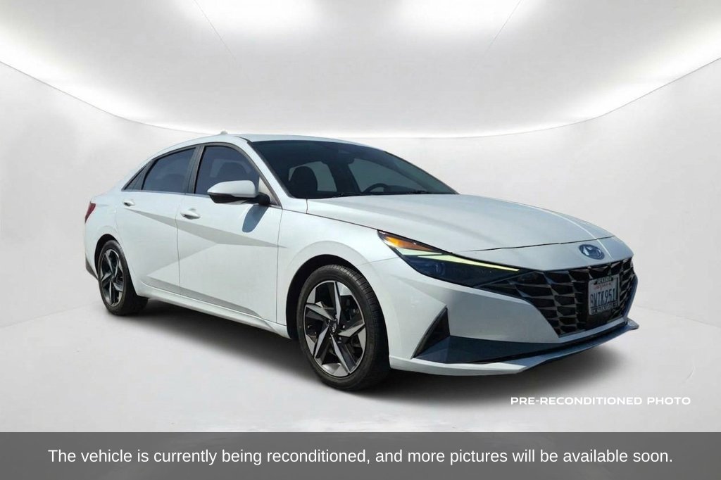 Used 2021 Hyundai Elantra Limited FWD image 3