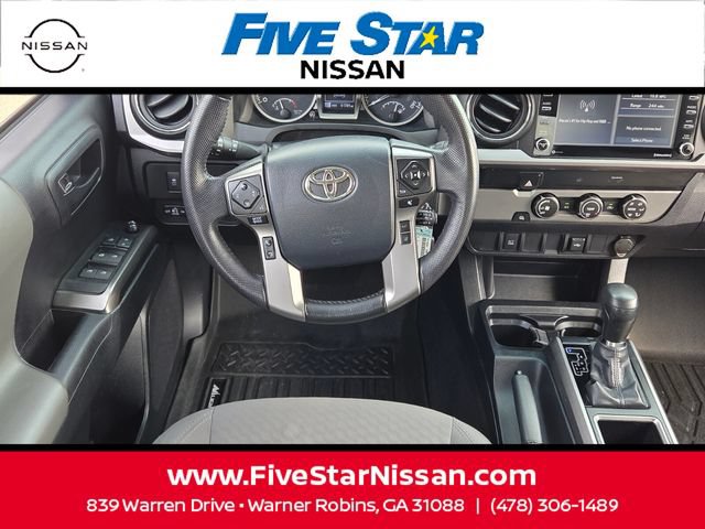 Used 2020 Toyota Tacoma SR5 RWD image 8