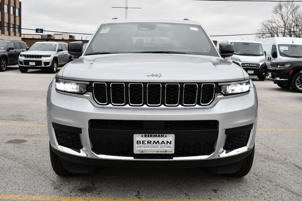 New 2026 Jeep Grand Cherokee L 4WD image 2
