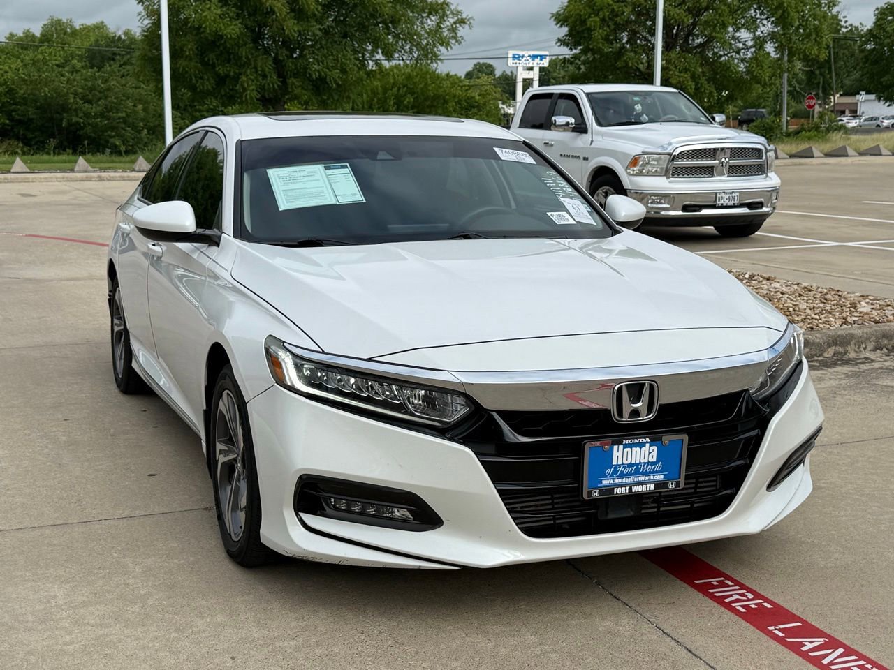 Used 2018 Honda Accord EX image 7