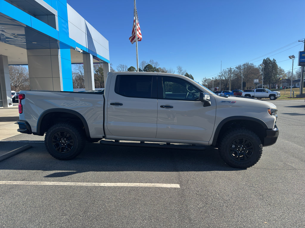 New 2026 Chevrolet Silverado 1500 ZR2 image 3