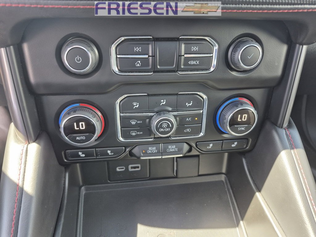 Used 2022 Chevrolet Suburban RST w/ Luxury Package image 22